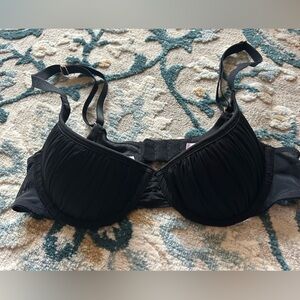 Black Savage X Fenty bra size 32A